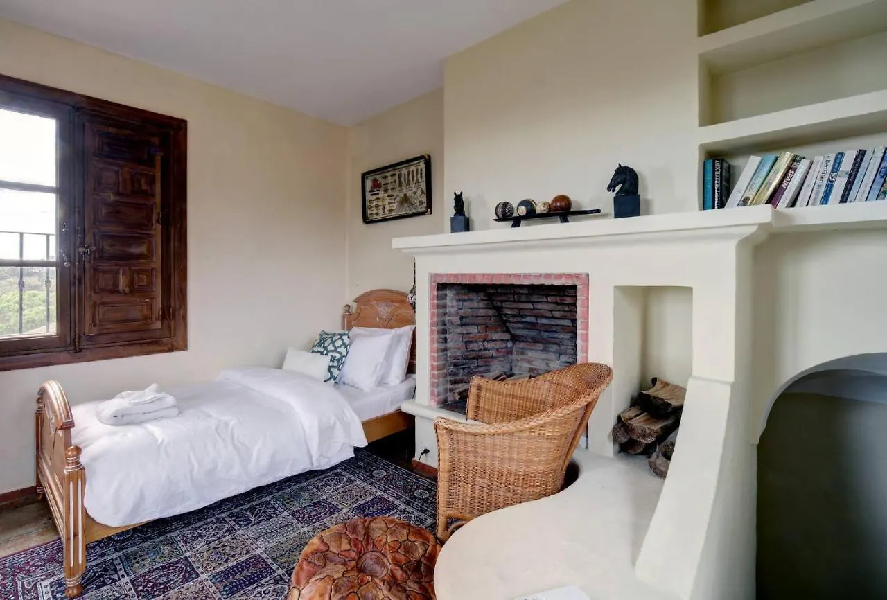 Guest house Private 10 Bedroom Nr Marbella, Villa Candela Benahavis