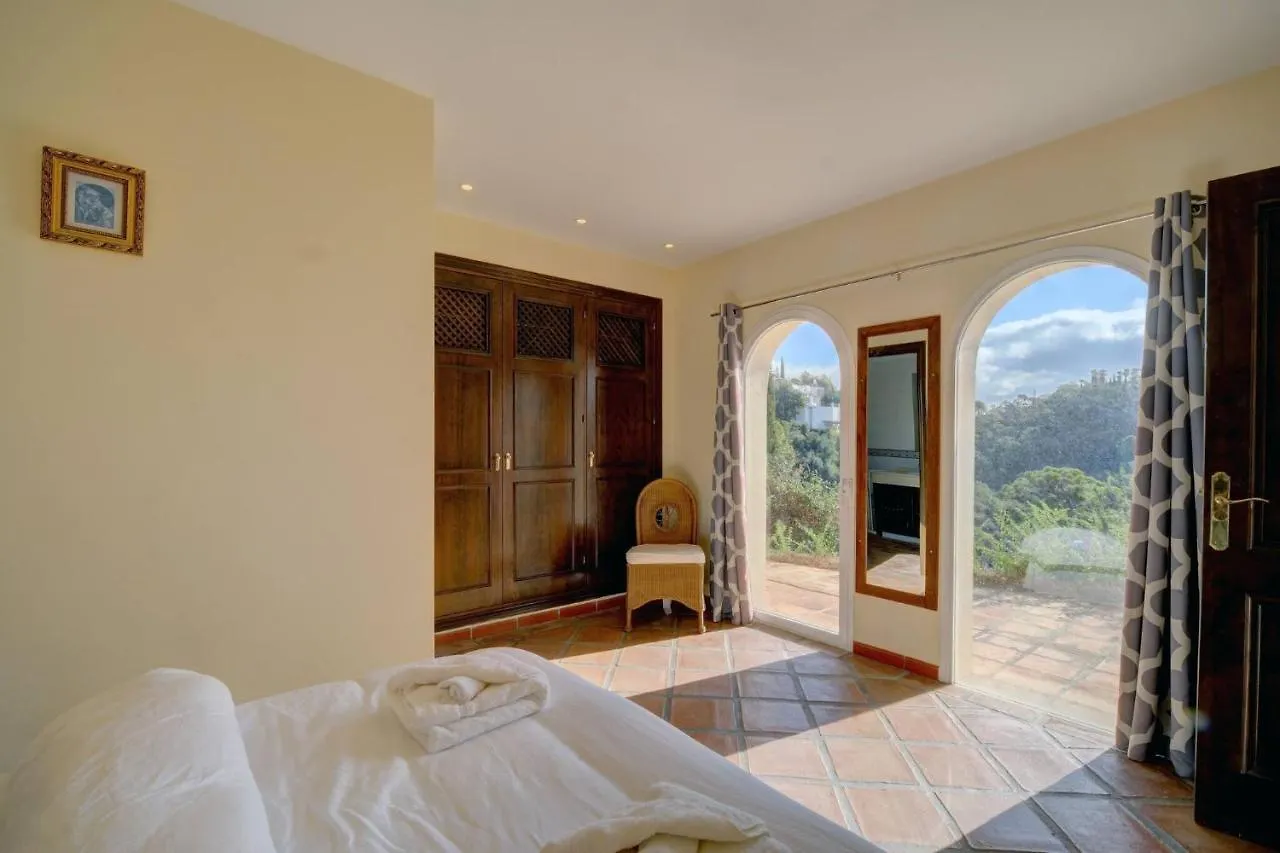 Private 10 Bedroom Nr Marbella, Villa Candela Benahavis