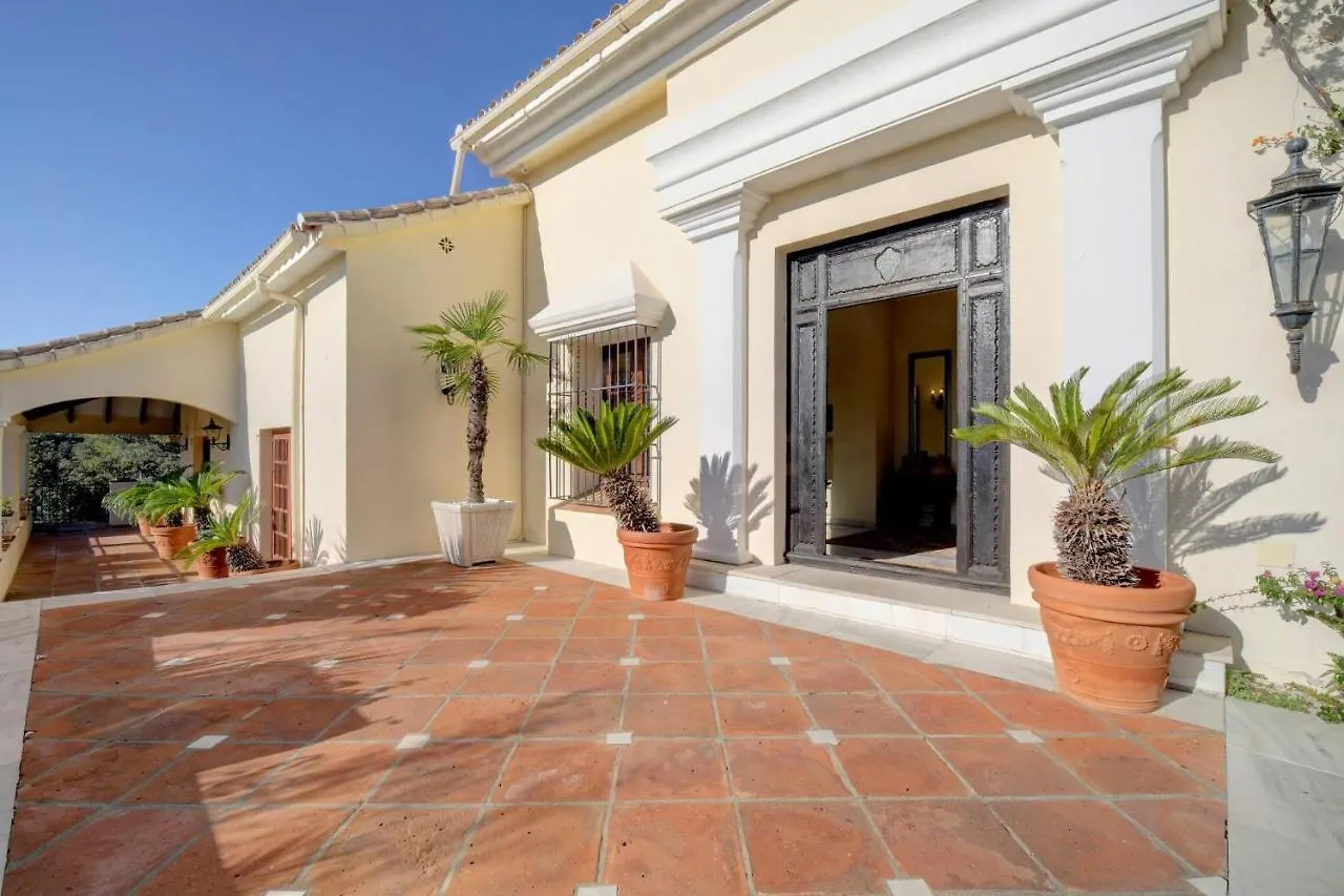 Guest house Private 10 Bedroom Nr Marbella, Villa Candela Benahavis Spain