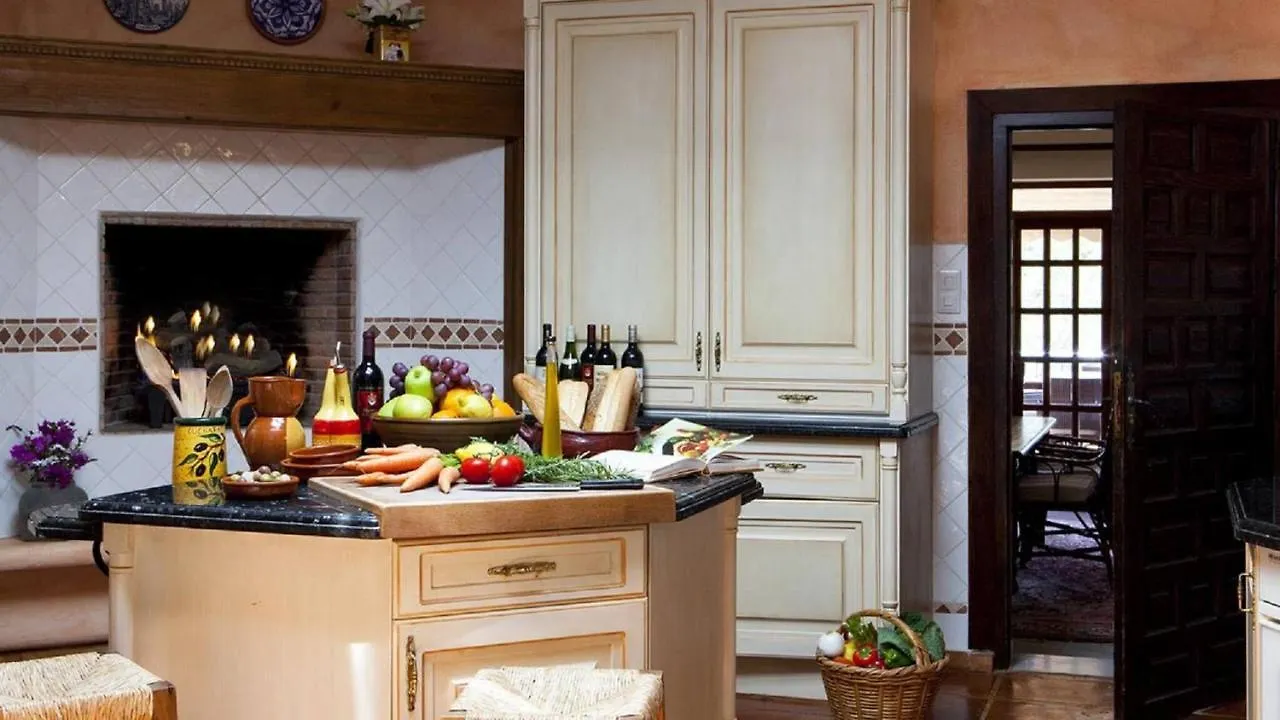 Guest house Private 10 Bedroom Nr Marbella, Villa Candela Benahavis