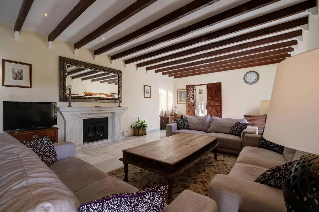 Guest house Private 10 Bedroom Nr Marbella, Villa Candela Benahavis