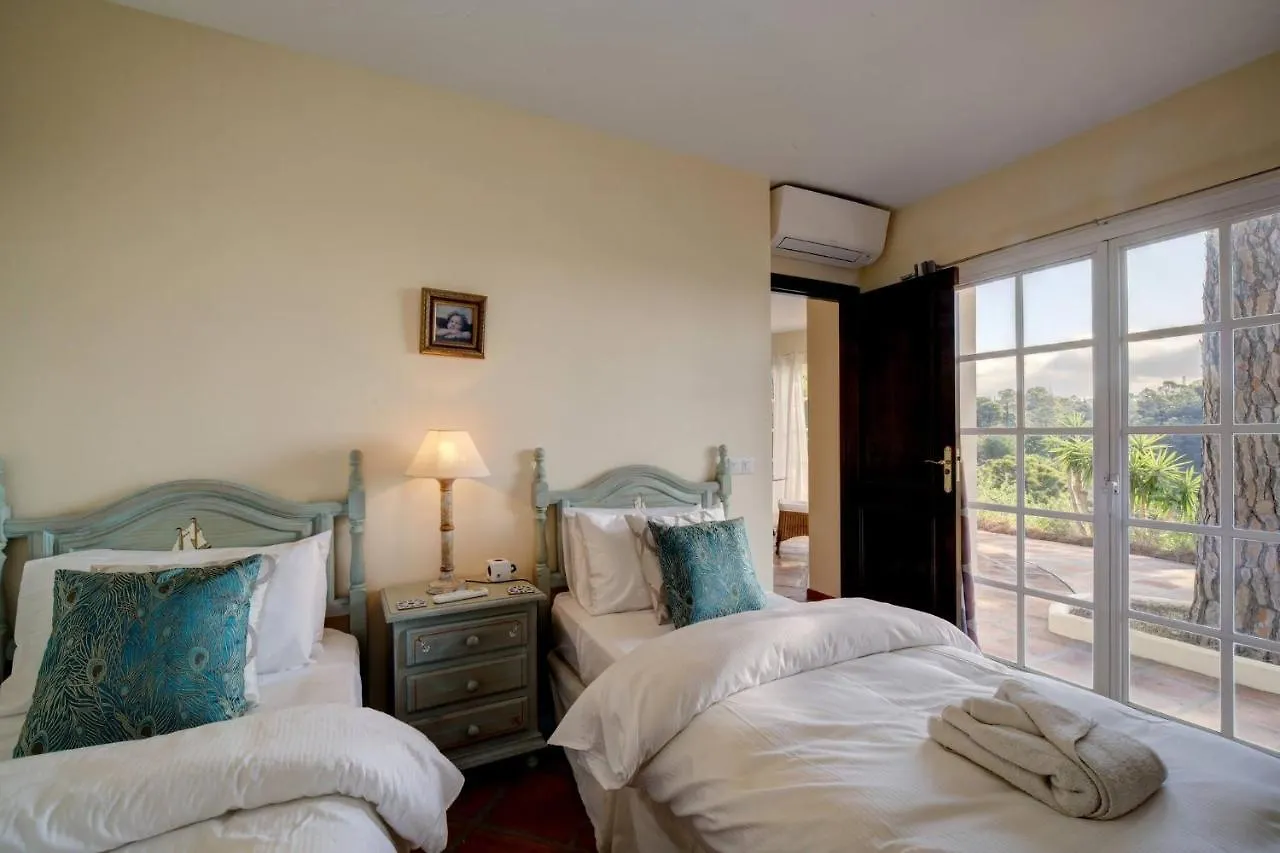 Private 10 Bedroom Nr Marbella, Villa Candela Benahavis