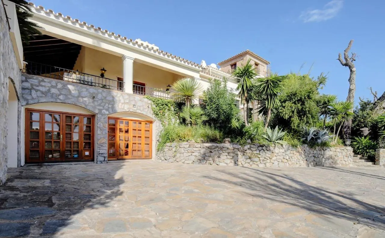Private 10 Bedroom Nr Marbella, Villa Candela Benahavis